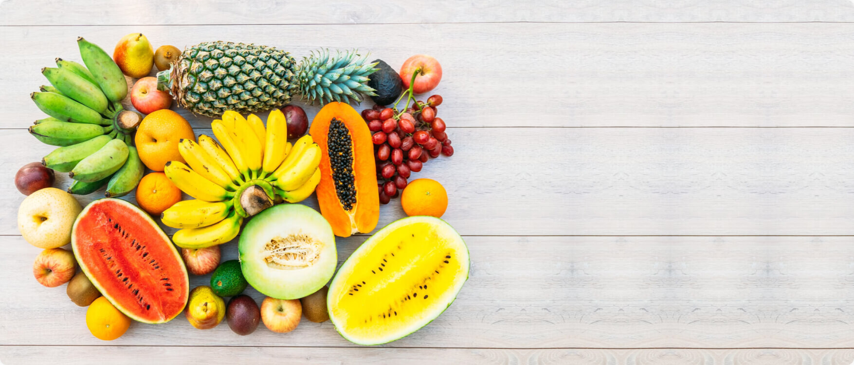 ORGANİK TROPİKAL MEYVELER